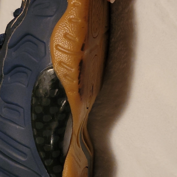 Boys Nike Foamposite One Navy Gum - Picture 4 of 8